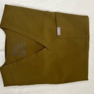 FIGS Martini Olive Catarina Top